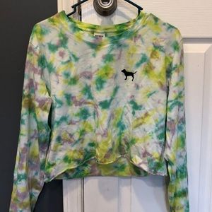 Cropped tie-dye VS PINK long sleeve shirt
